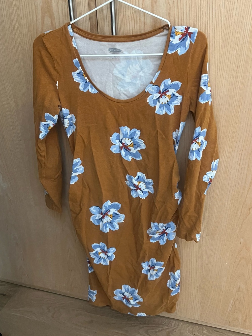 Old navy maternity Floral Scoop Neck Dress in Mustard with Blue Blossoms